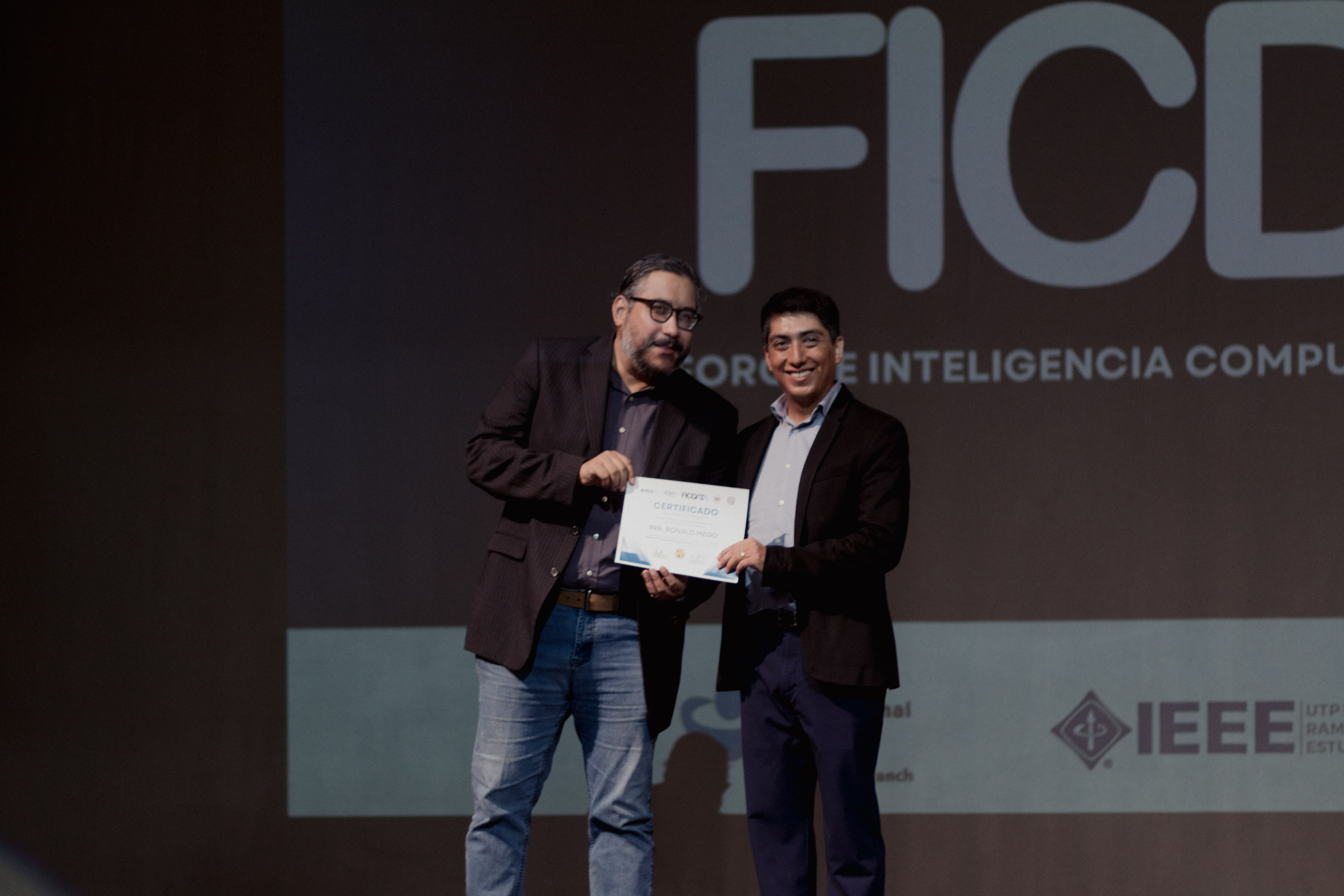 Tendencias en Data Analytics: Conferencia en la Universidad Tecnológica de Panamá